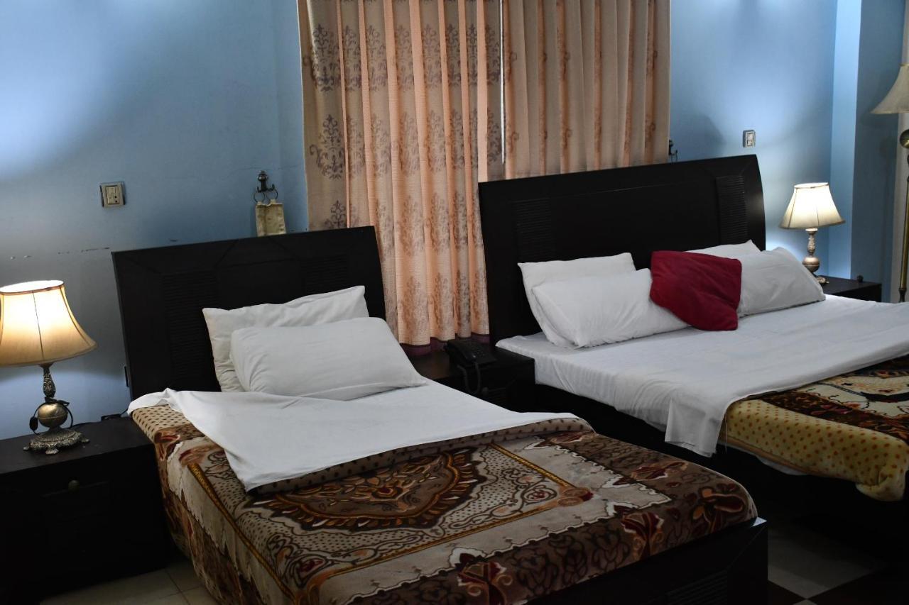 Mir Continental Hotel Muzaffarabad Εξωτερικό φωτογραφία
