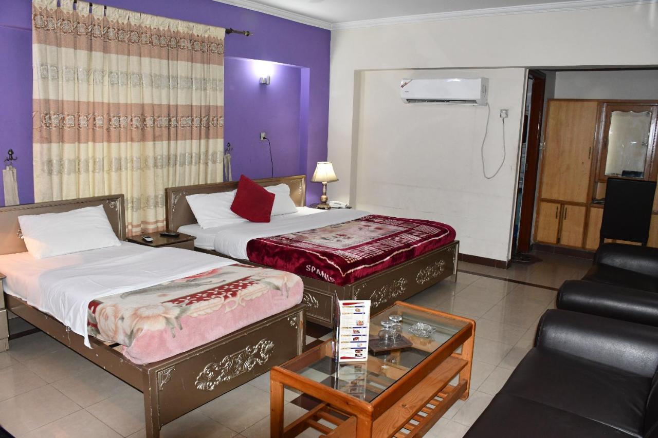 Mir Continental Hotel Muzaffarabad Εξωτερικό φωτογραφία