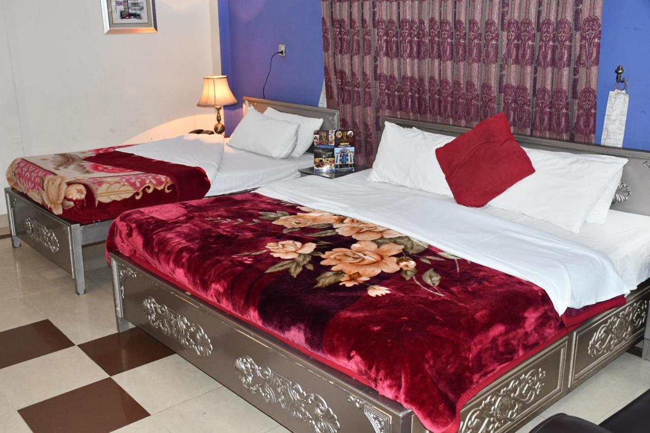 Mir Continental Hotel Muzaffarabad Εξωτερικό φωτογραφία